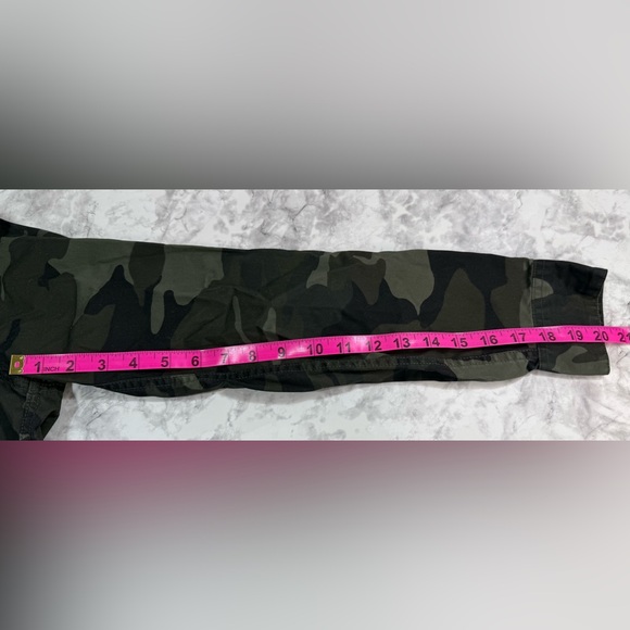 Hollister Green Camo Hooded Shirt sz M - Picture 4 of 9